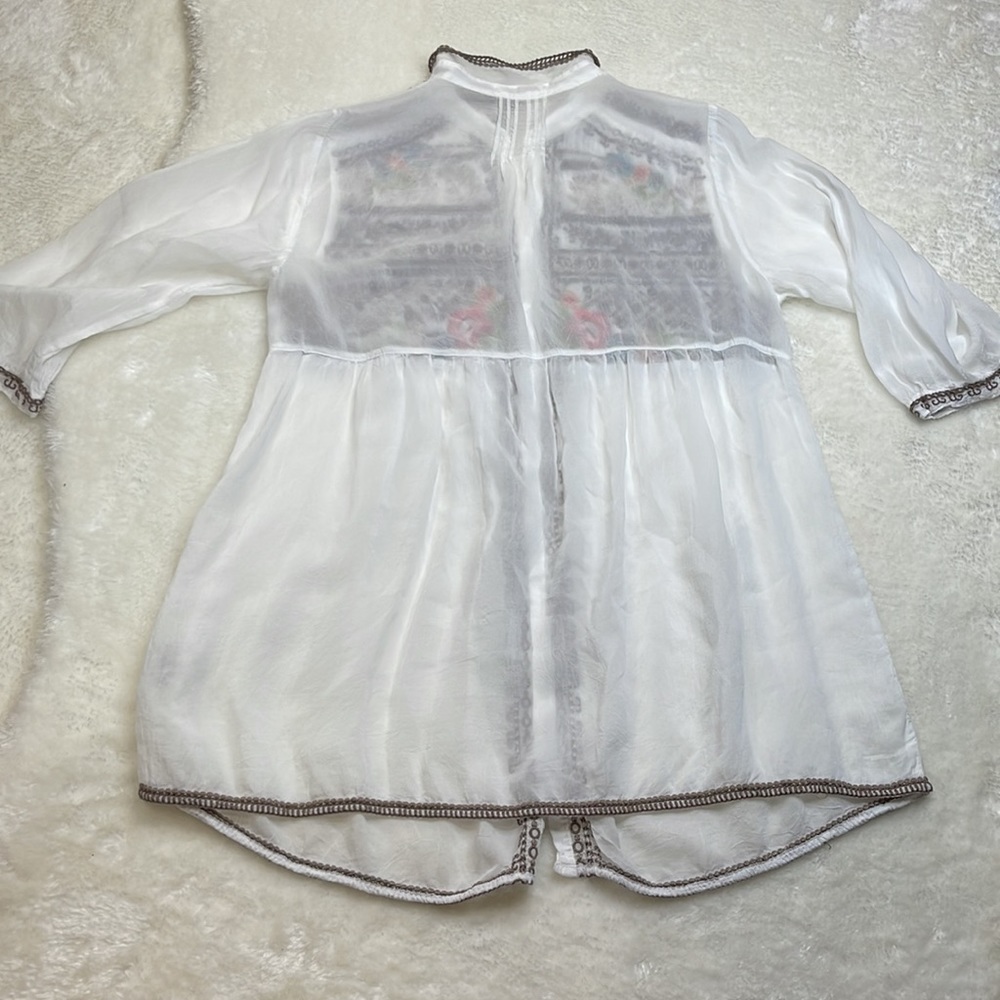 Johnny Was Sheer White Embroidered Button Front Tunic Size Small - Picture 9 of 9